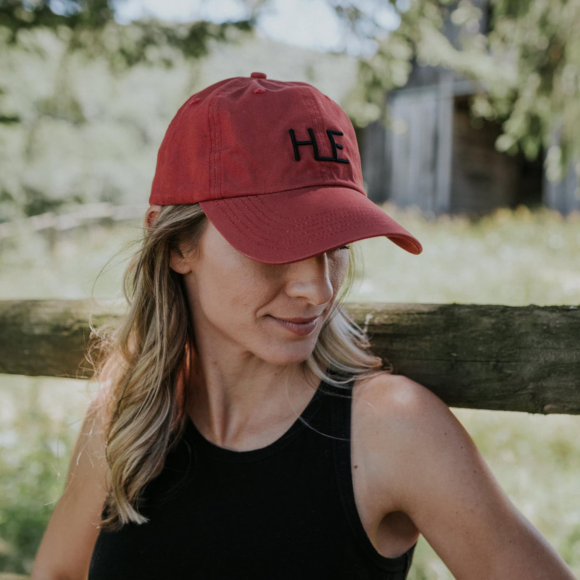🎁 HLE- Dad Hat (100% off)